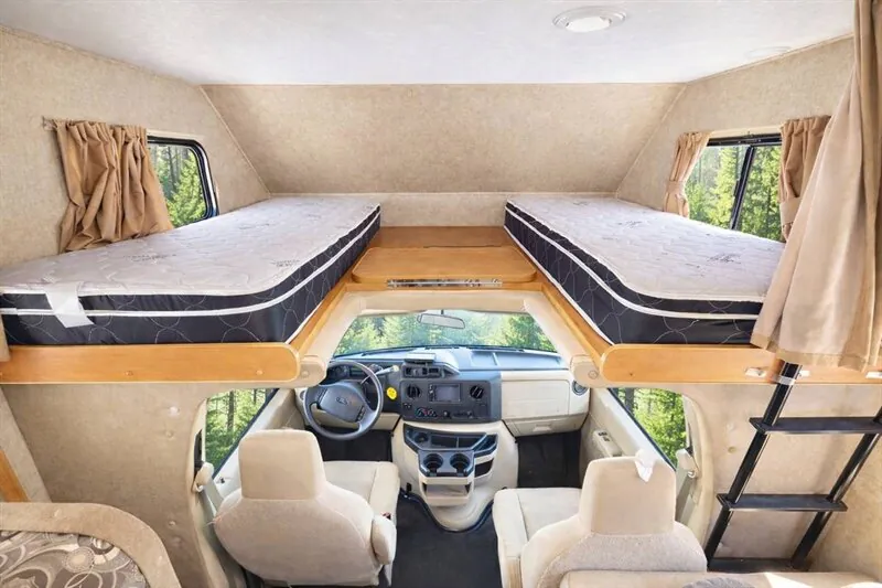 2016 Forest River Sunseeker 2700DS, Photos photo 11