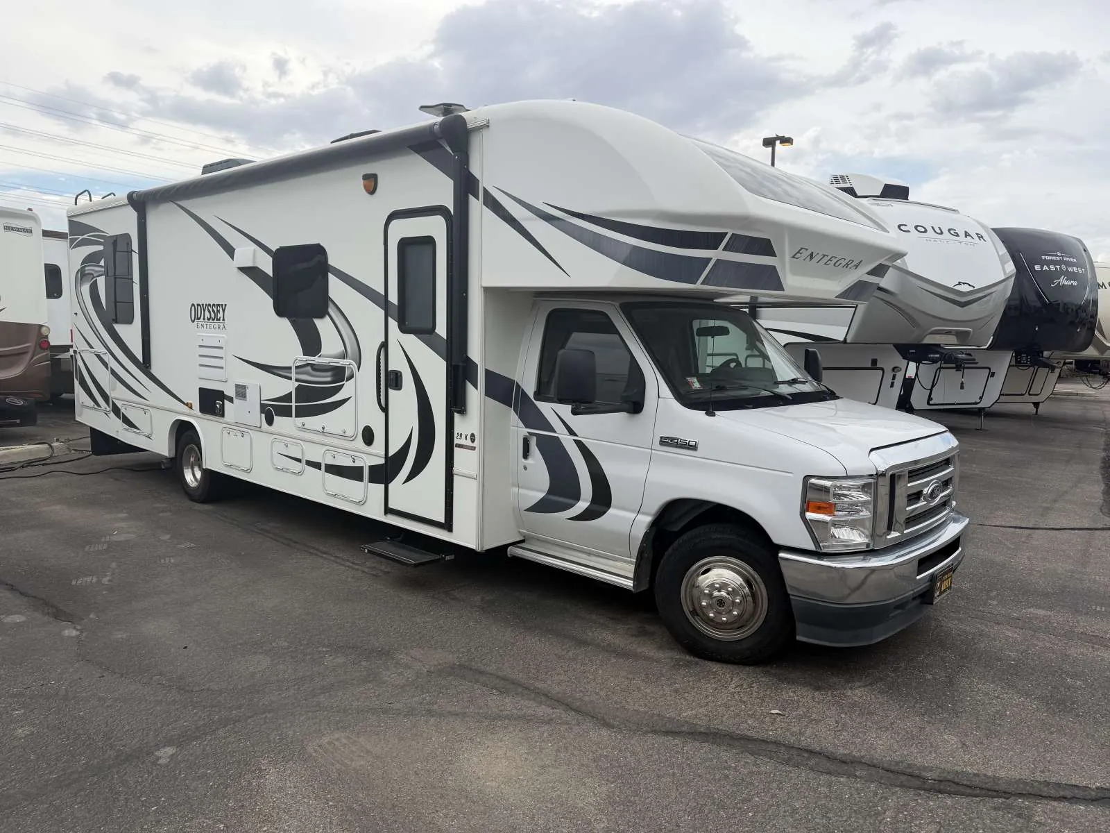 2021 Entegra Coach Odyssey 29K - Photo 2