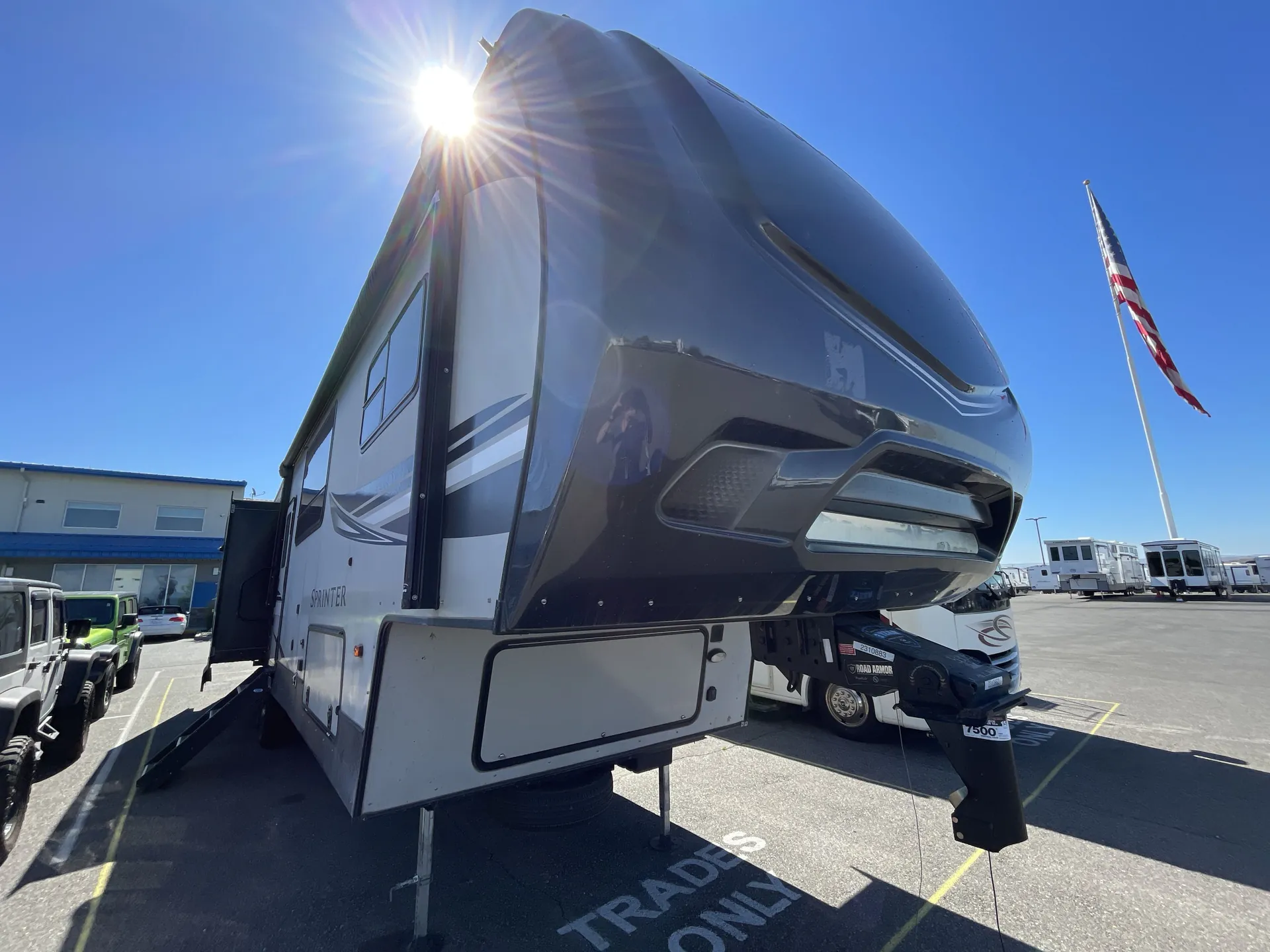 2021 Keystone Sprinter Limited 3560RLB - Photo 2