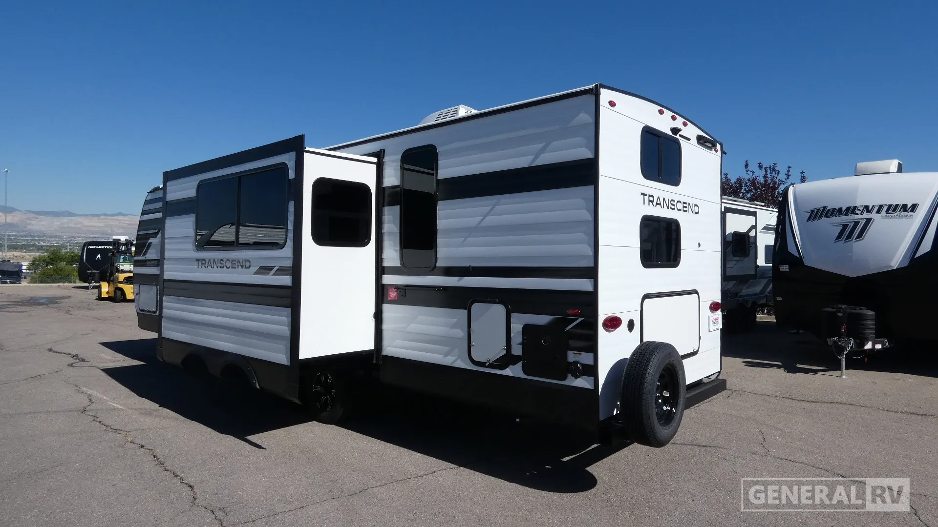 2027 Grand Design Transcend 265BHT - Photo 4