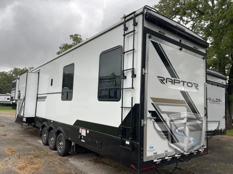 2025 Keystone Carbon 398 - Photo 4