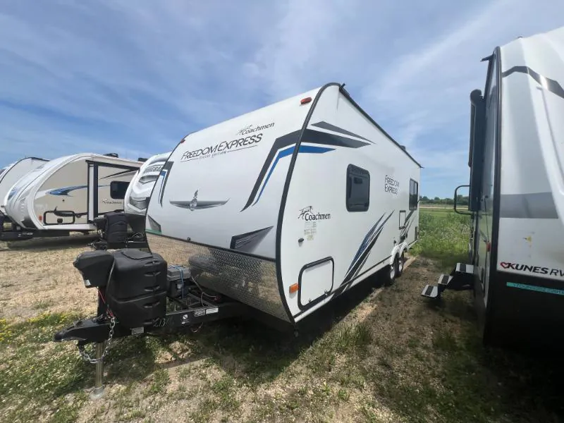 2022 Coachmen Freedom Express Select 20SE - Photo 4