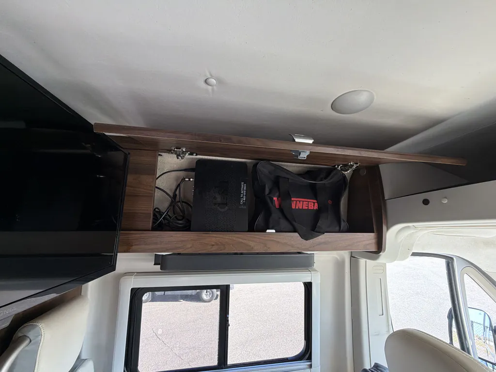 2023 Winnebago Travato 59G, Photos photo 11