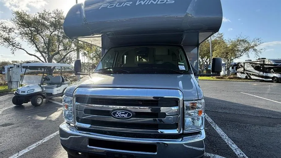 2026 Thor Motor Coach Four Winds 28Z - Photo 3