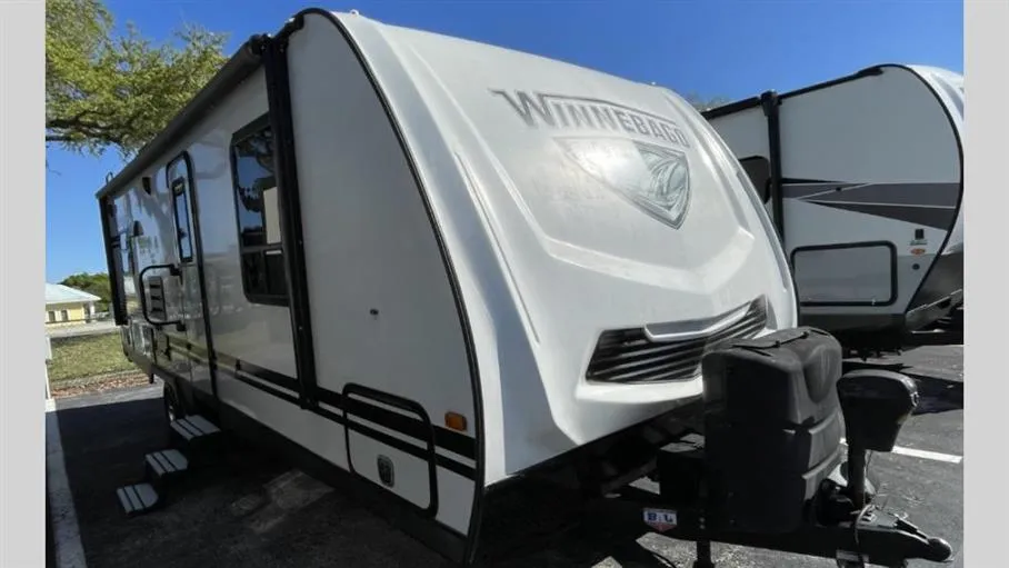 2020 Winnebago Minnie 2500RL - Photo 2