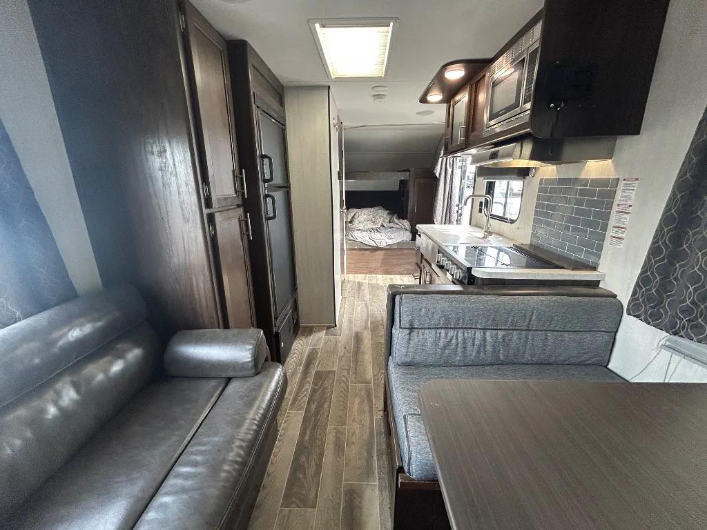 2019 Forest River Cherokee Grey Wolf 19SM, Photos photo 11