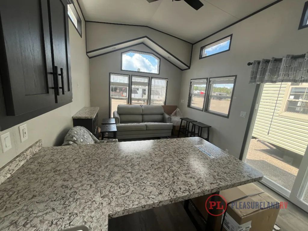 2026 Forest River Quailridge 39FLSKL, Photos photo 6
