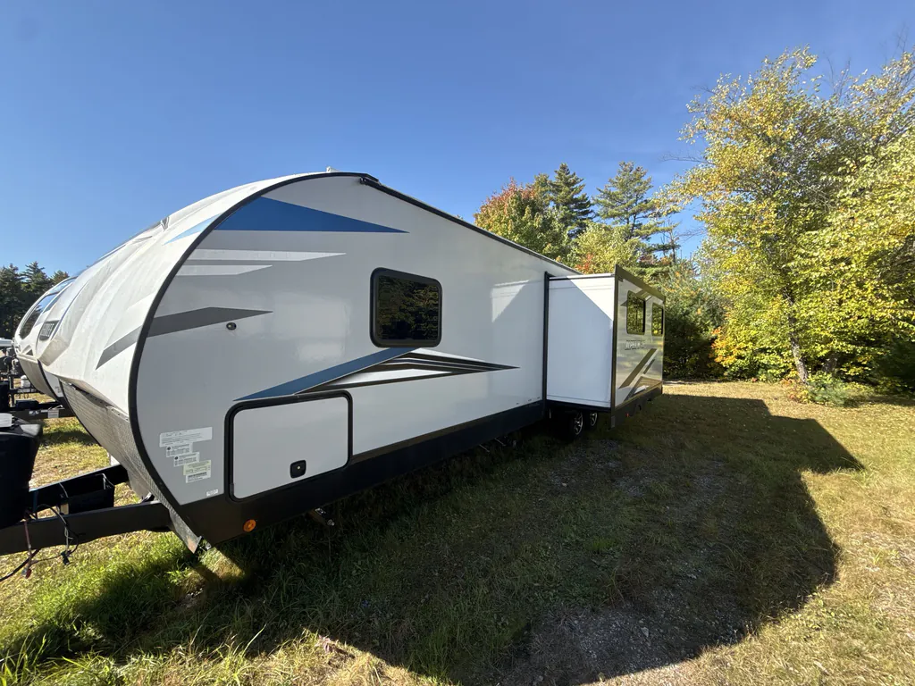 2022 Forest River Cherokee Alpha Wolf 30RDB-L, Photos photo 6