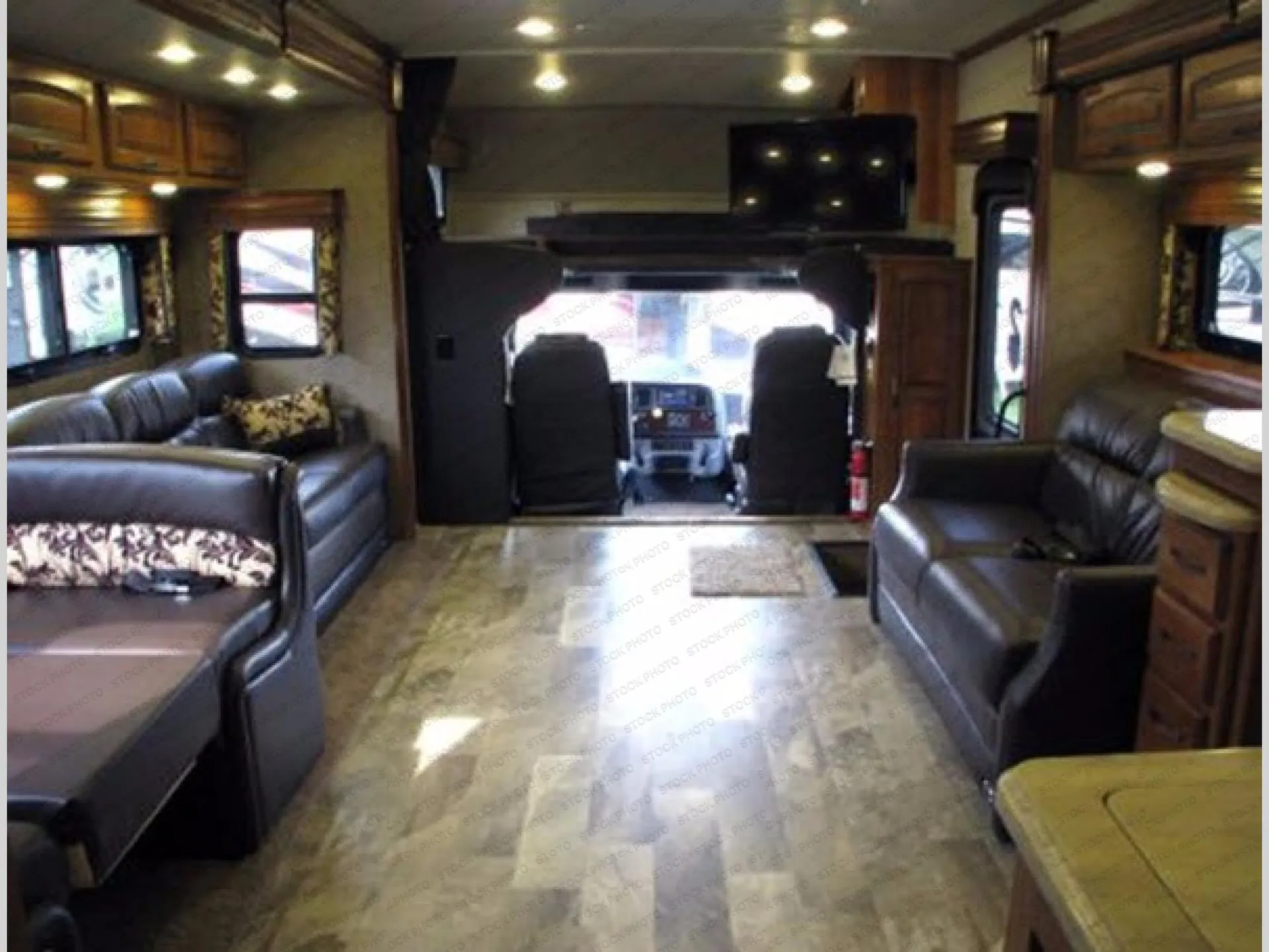 2017 Jayco Seneca 37TS dealer photo 1 from Holiday World of Alvarado