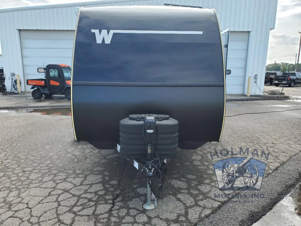 2027 Winnebago Micro Minnie 2108DS, Photos photo 3
