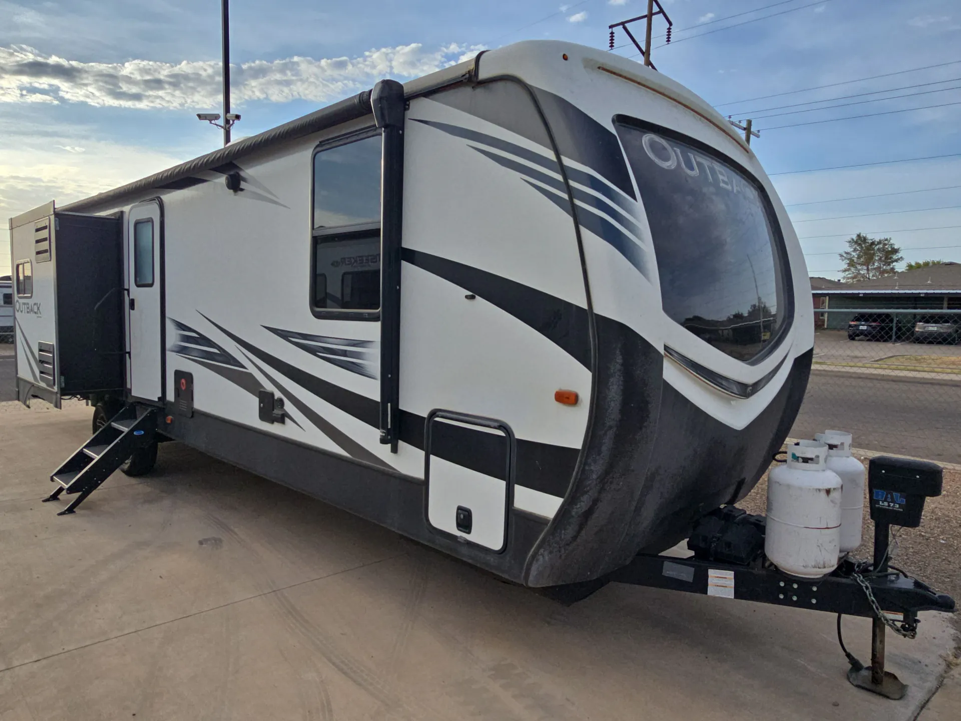 2020 Keystone Outback 335CG dealer photo 1 from Camping World