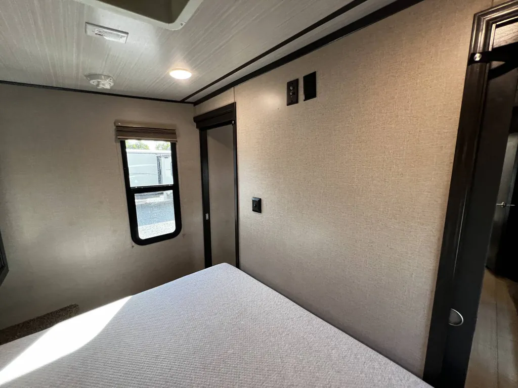 2019 Forest River XLR Hyperlite 30HDS, Photos photo 24