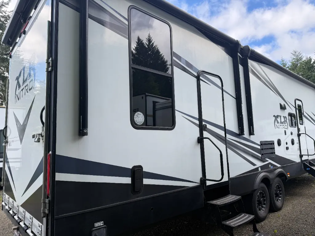 2019 Forest River XLR Nitro 33VL5, Photos photo 12