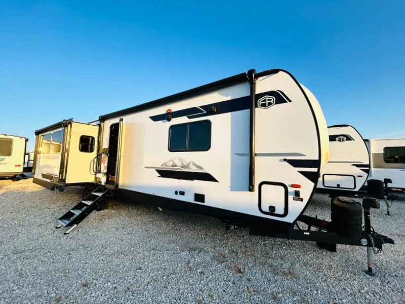 2025 Forest River Grand Surveyor 305RLBS - Photo 3