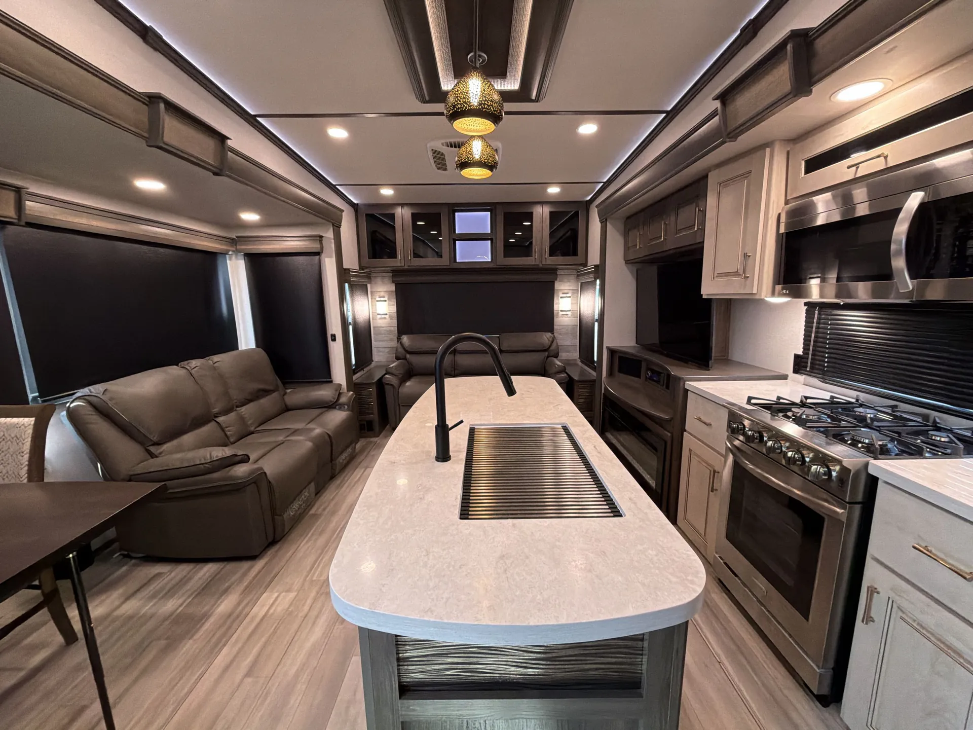 2021 Alliance RV Paradigm 310RL — living area main