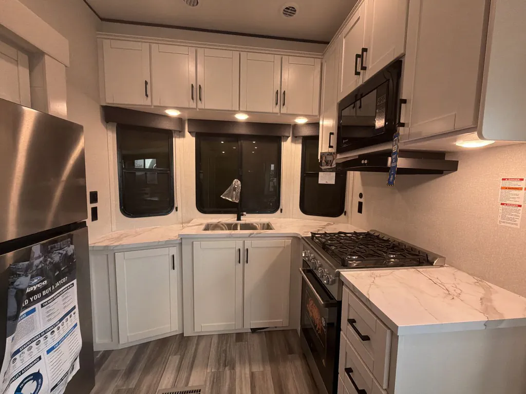 2026 Jayco Jay Flight Bungalow 404LOFT DS, Photos photo 11