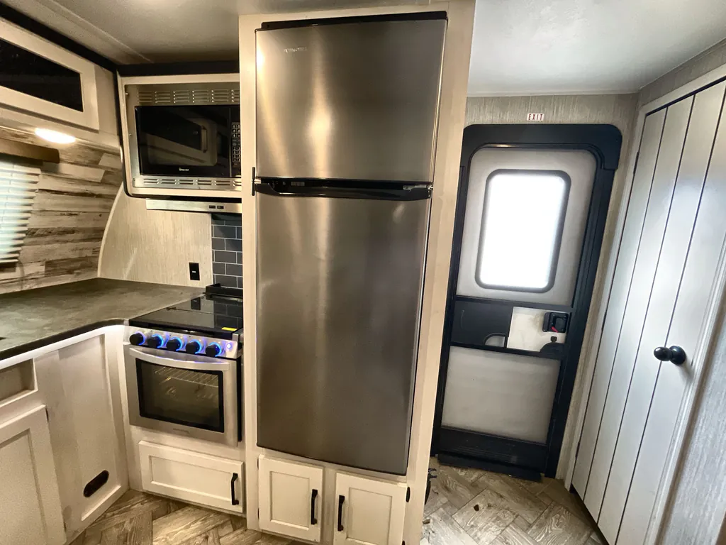 2022 Forest River Puma 26FKDS, Photos photo 5