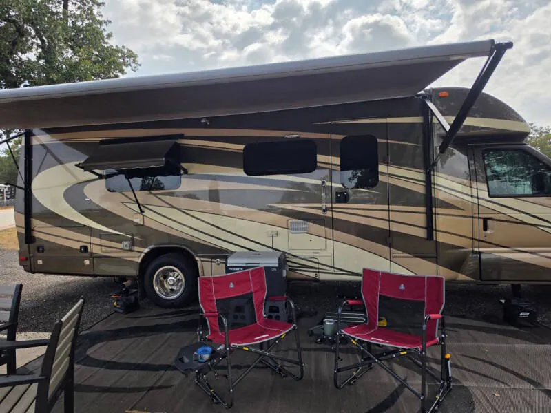 2017 Phoenix Cruiser 2552 - Photo 2