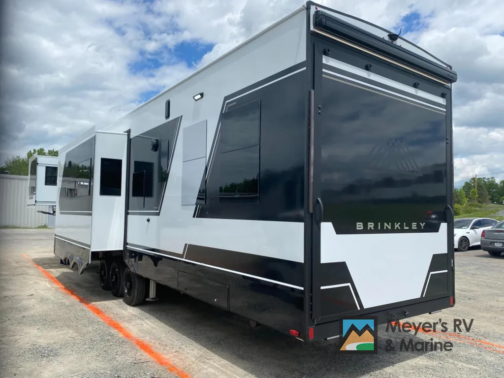 2026 Brinkley Model G 4100, Photos photo 4