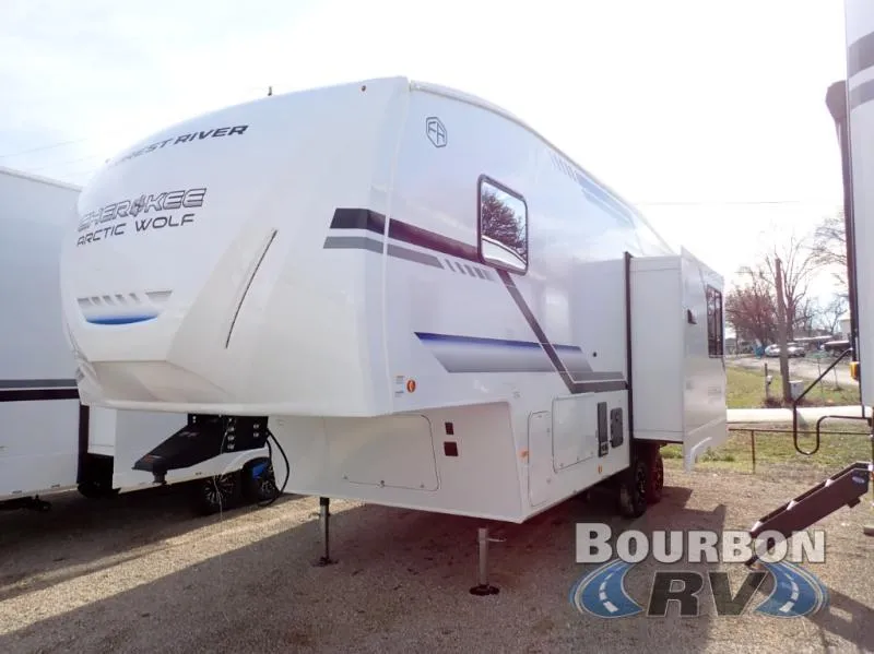 2026 Forest River Cherokee Arctic Wolf 27SGS - Photo 2