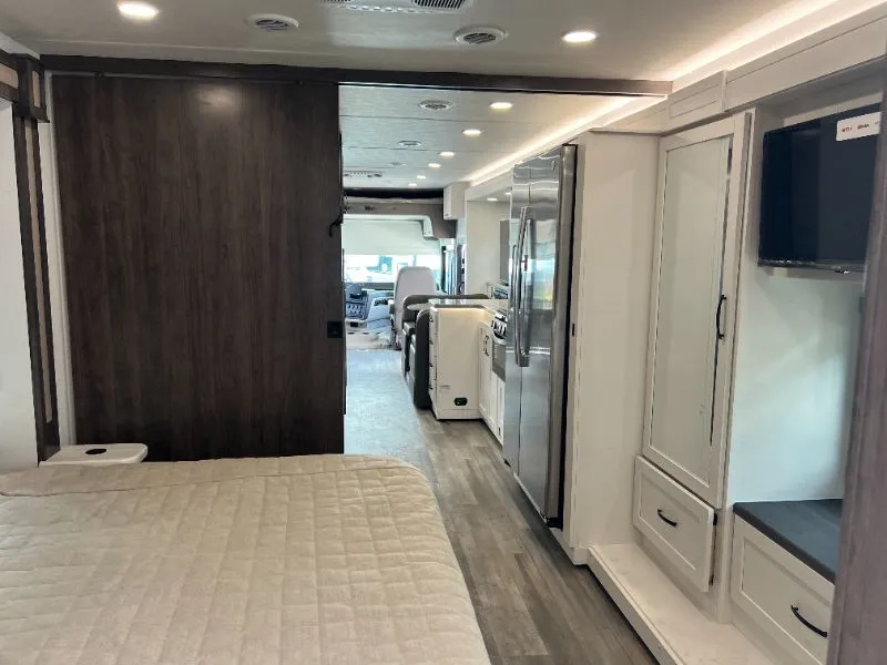 2026 Entegra Coach Vision XL 36C, Photos photo 20