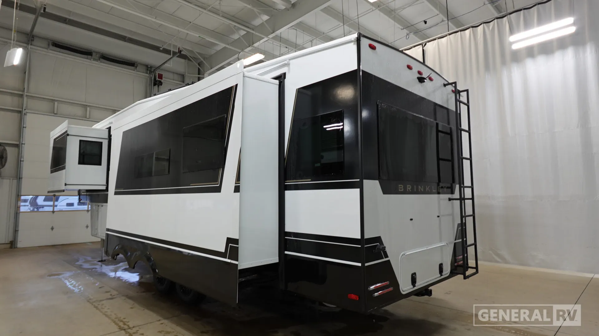 2026 Brinkley Model Z 3100 - Photo 4