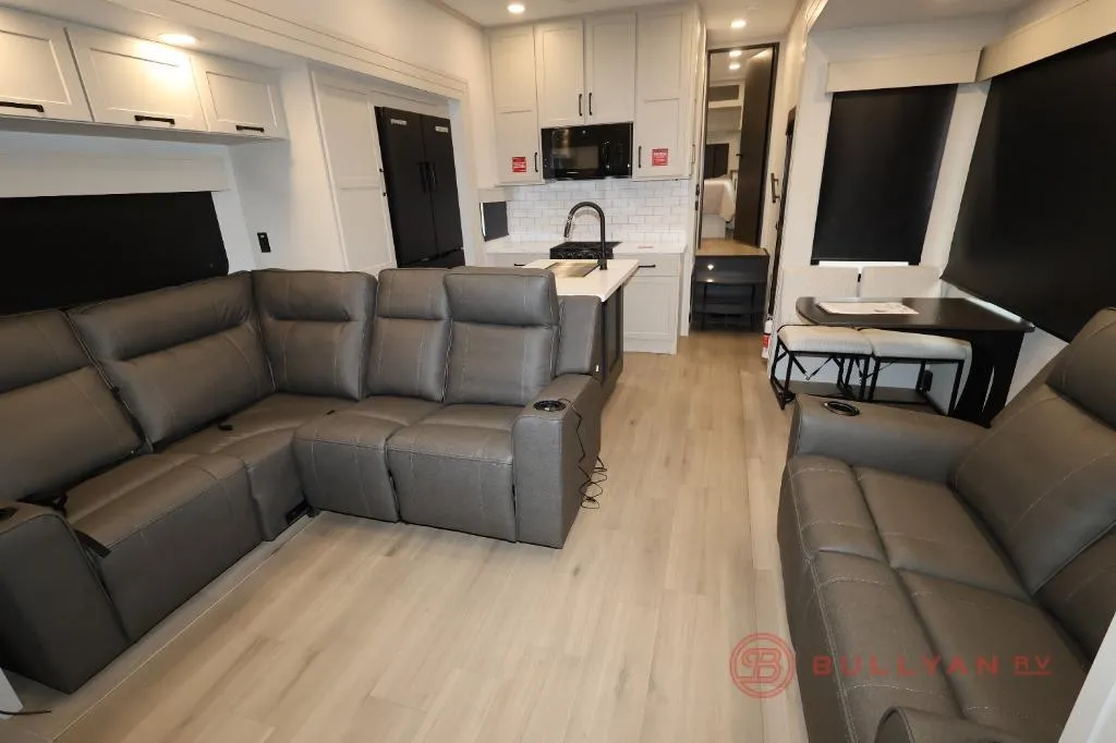 2026 Grand Design Momentum G-Class 394G - Photo 3
