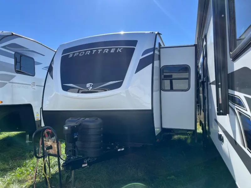 2026 Venture RV SportTrek 251VFK - Photo 2