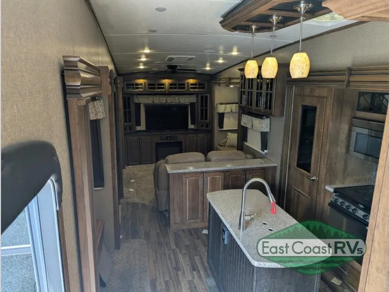 2017 Coachmen Brookstone 378 RE - Photo 3