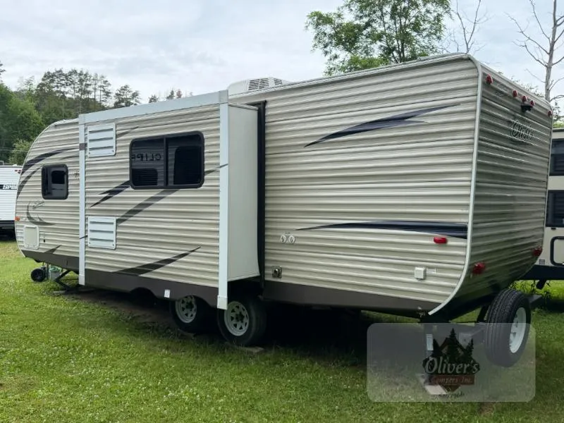 2017 Shasta RVs Oasis 25RS - Photo 4