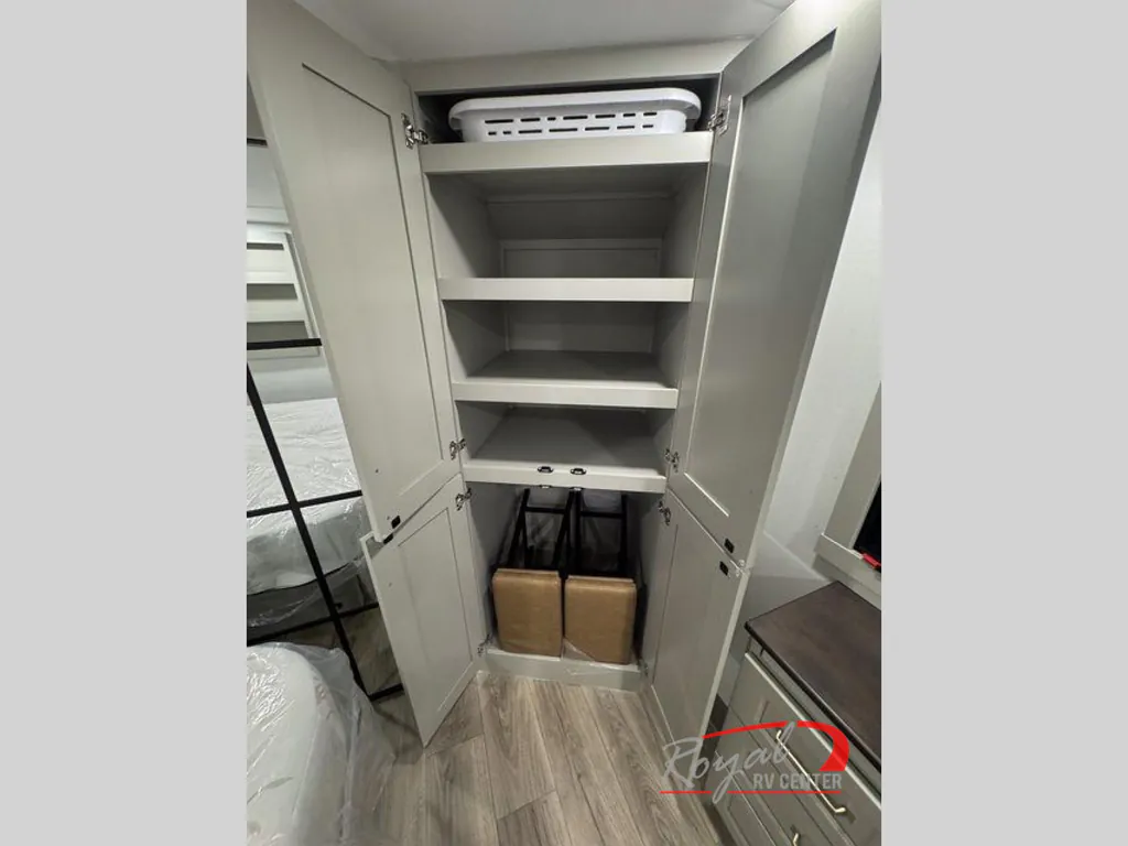 2026 Brinkley Model G 3520, Photos photo 34