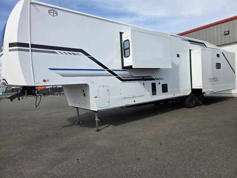 2026 Forest River Cherokee Arctic Wolf 38LEAHG - Photo 4