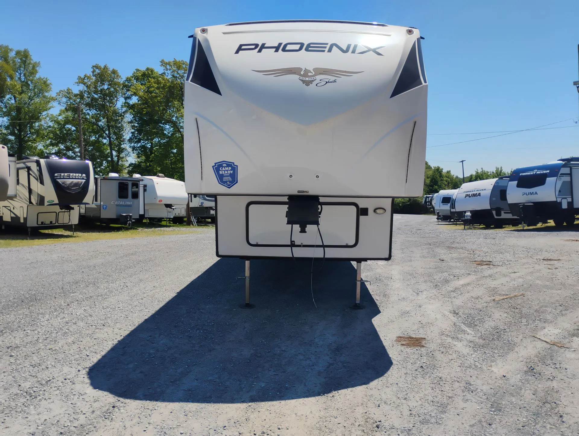 2024 Shasta Phoenix 334FL - Photo 4