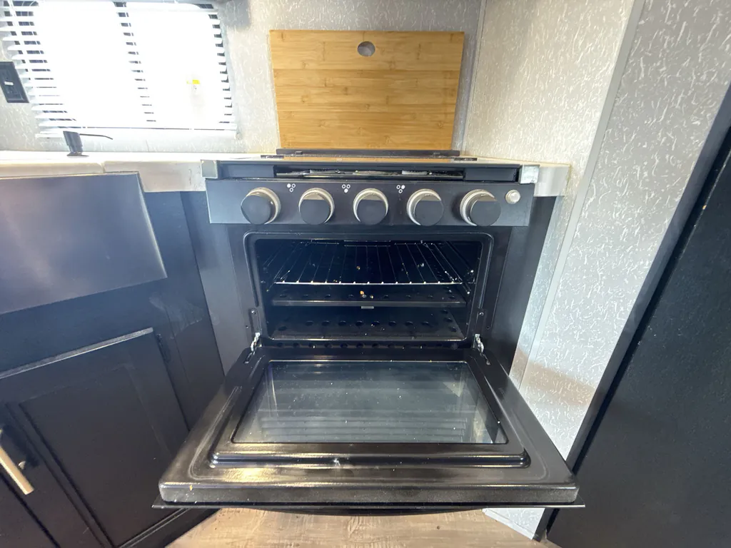 2022 Forest River Cherokee 274BRB, Photos photo 11