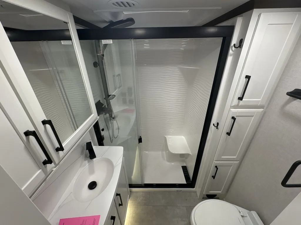 2025 Forest River RiverStone 425FO, Photos photo 22