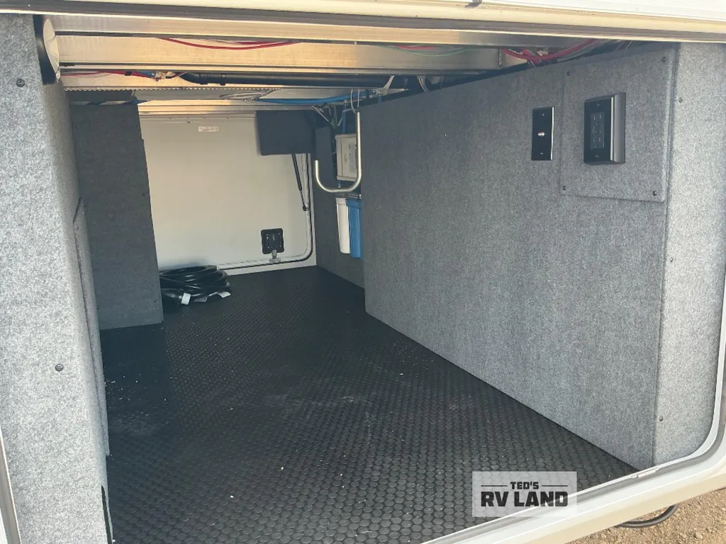 2027 Jayco North Point 391TBBH, Photos photo 5