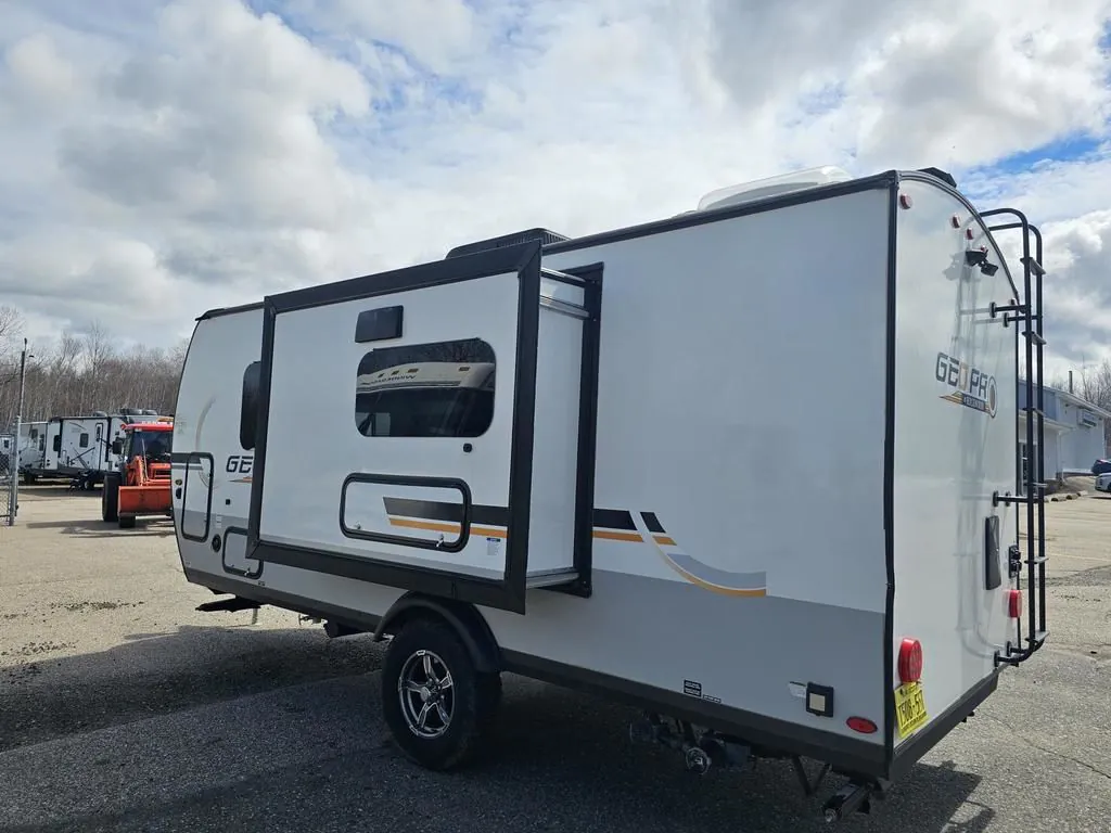 2022 Forest River Rockwood Geo Pro G19FDS - Photo 3