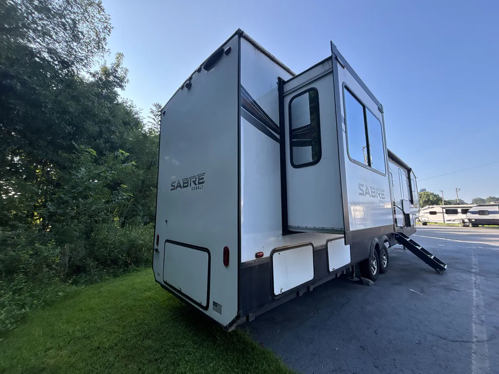 2023 Forest River Sabre 350RL, Photos photo 7