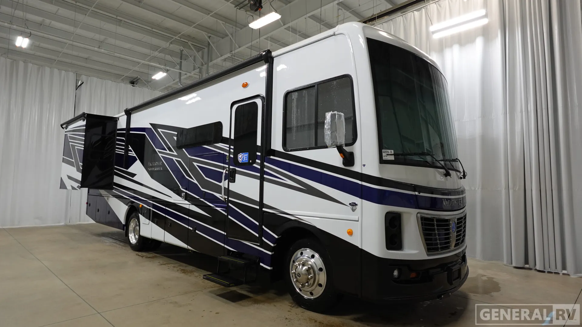 2026 Holiday Rambler Vacationer 33C - Photo 2