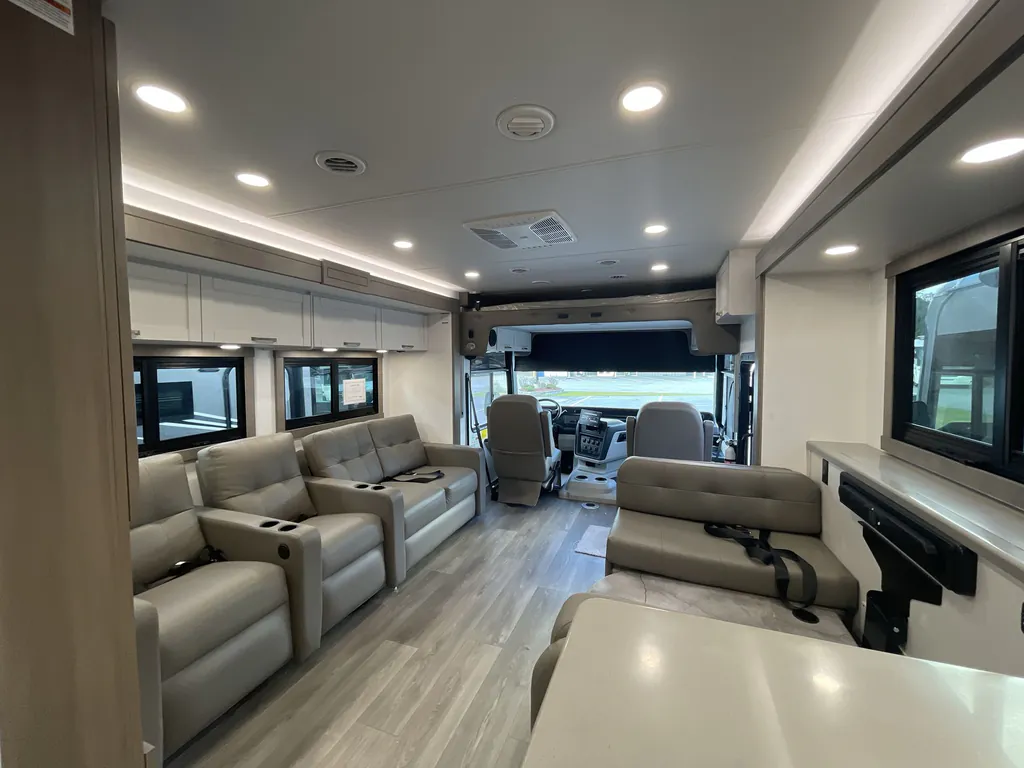2027 Entegra Coach Vision XL 36C, Photos photo 11