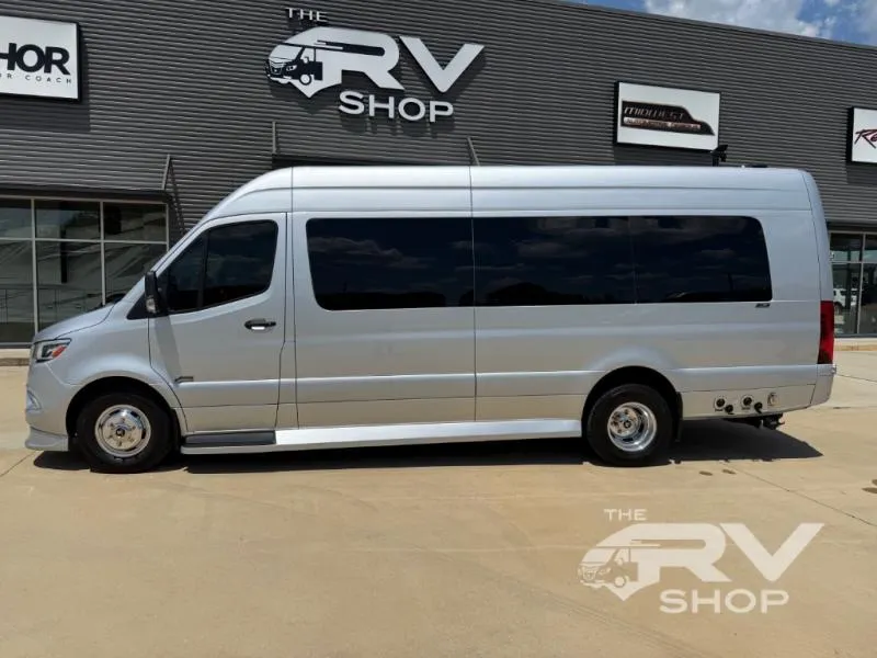 2024 Midwest Automotive Designs Daycruiser D6 - Photo 2