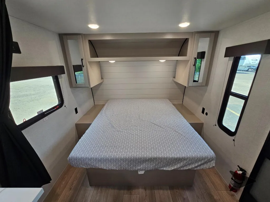 2027 Jayco Jay Flight 175FQ, Photos photo 21