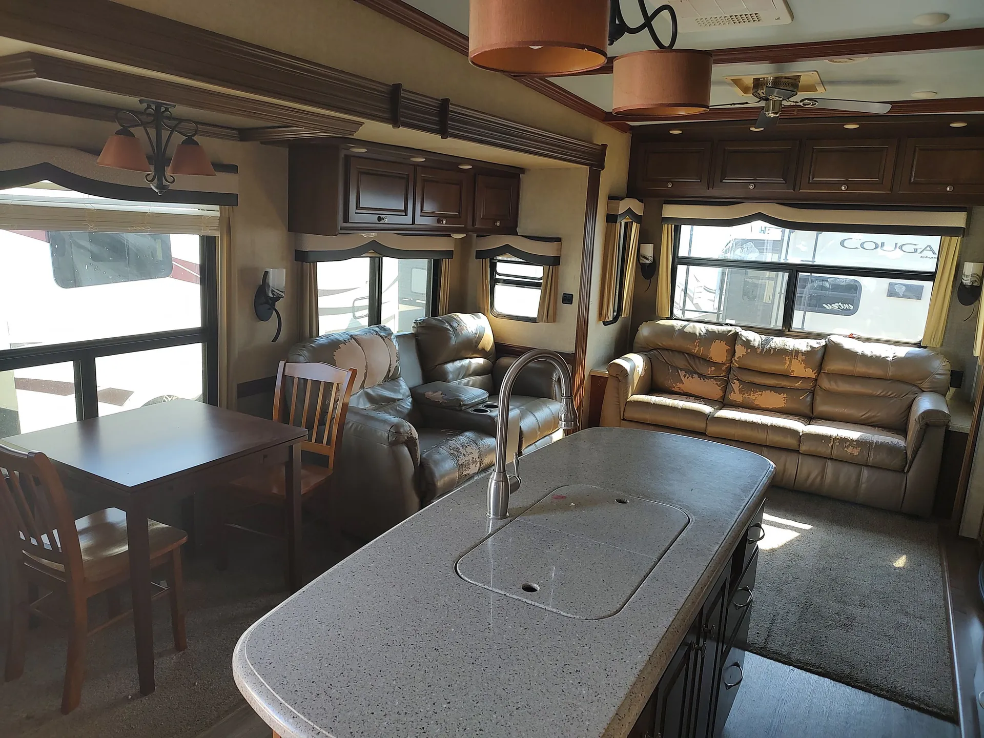 2016 Heartland Big Country 3450TS — living area main