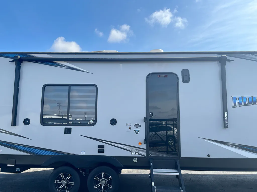 2021 Forest River Vengeance Rogue 26VKS, Photos photo 27