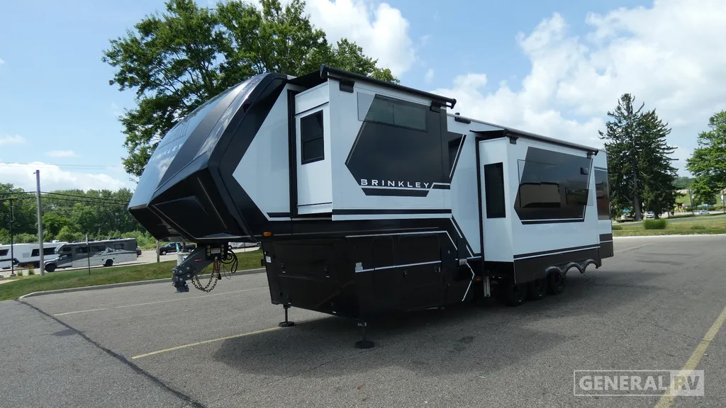 2025 Brinkley Model G 3250, Photos photo 5