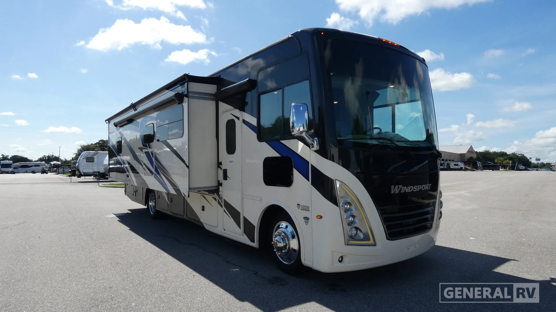 2023 Thor Motor Coach Windsport 34R - Photo 2