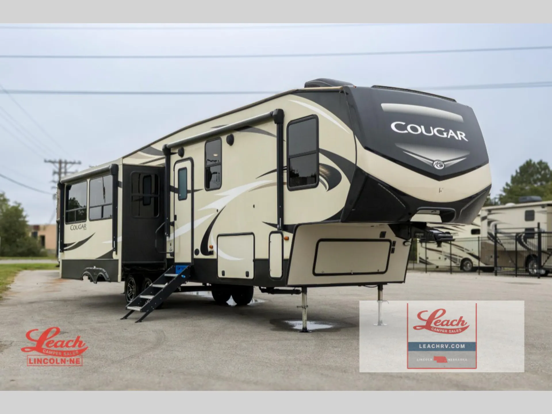 2019 Keystone Cougar 369BHS - Photo 2