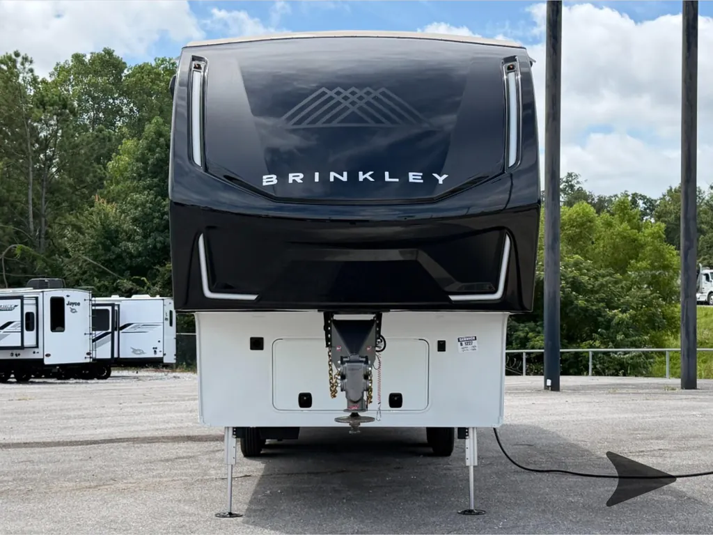 2025 Brinkley Model Z 3100, Photos photo 7
