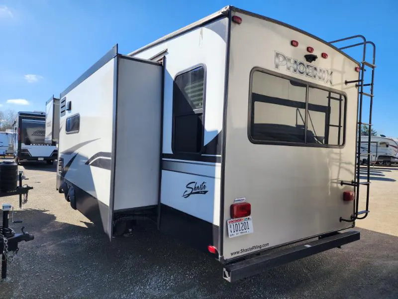 2019 Shasta Phoenix Lite 30RLS - Photo 4