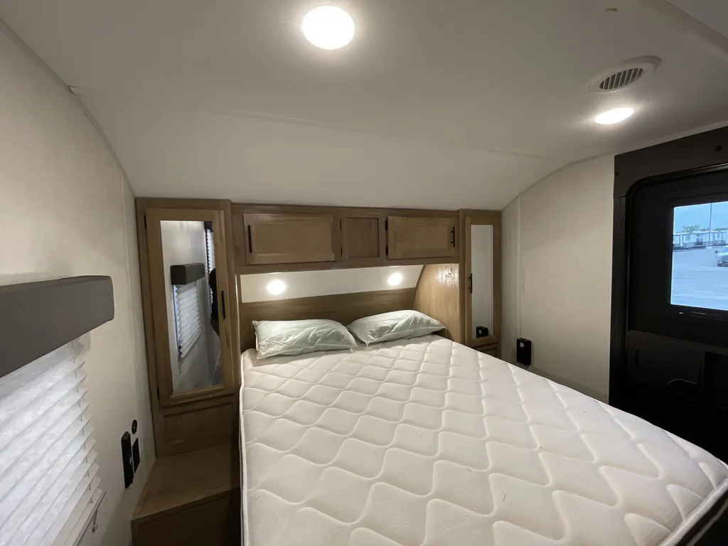 2023 Forest River Cherokee 306MM, Photos photo 12